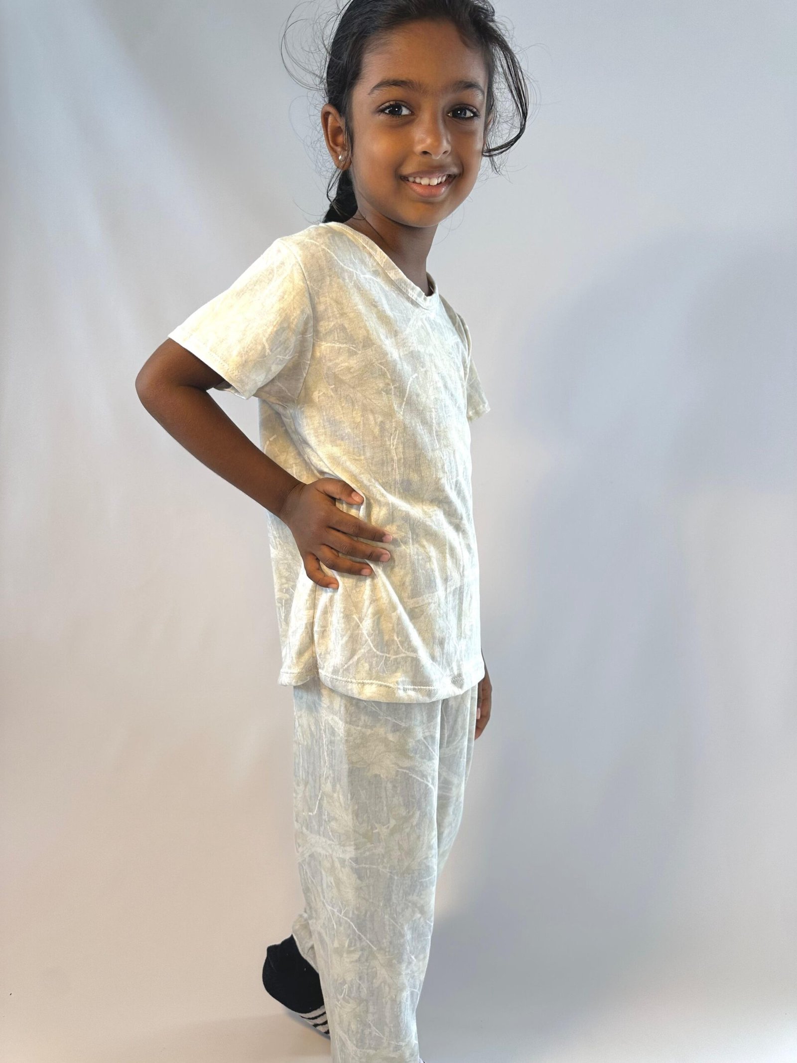 WINTER LEAVES LOUNGEWEAR - Image 3