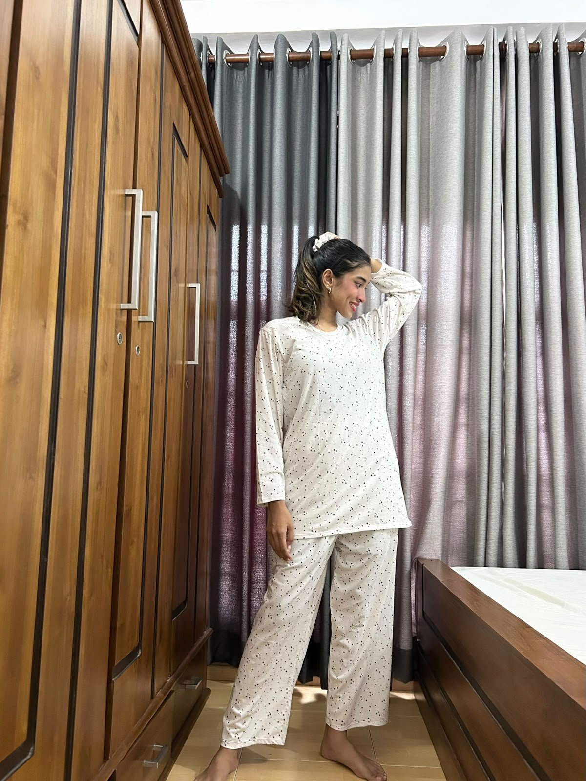 Minimalist White Polka Covered Set