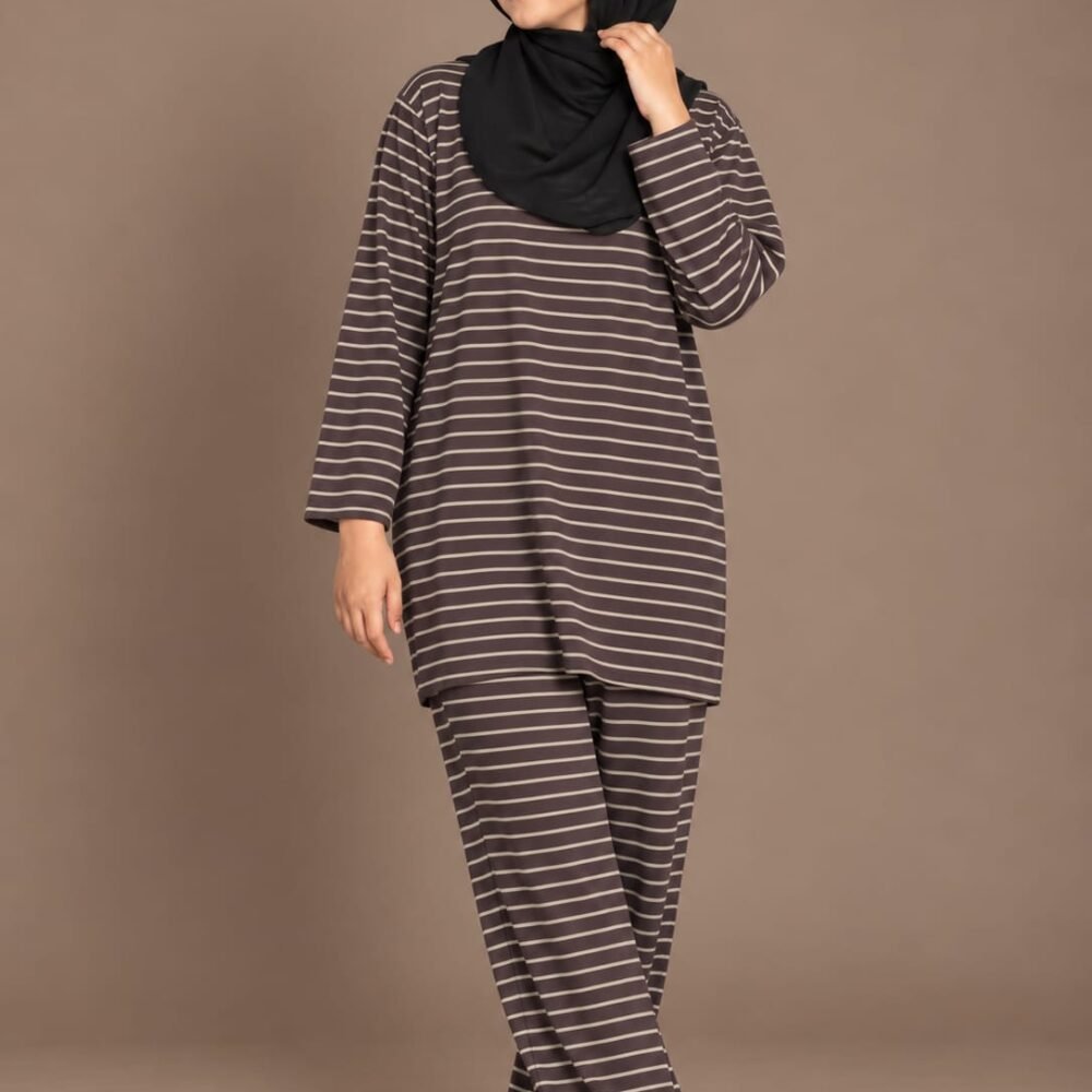brown stripe