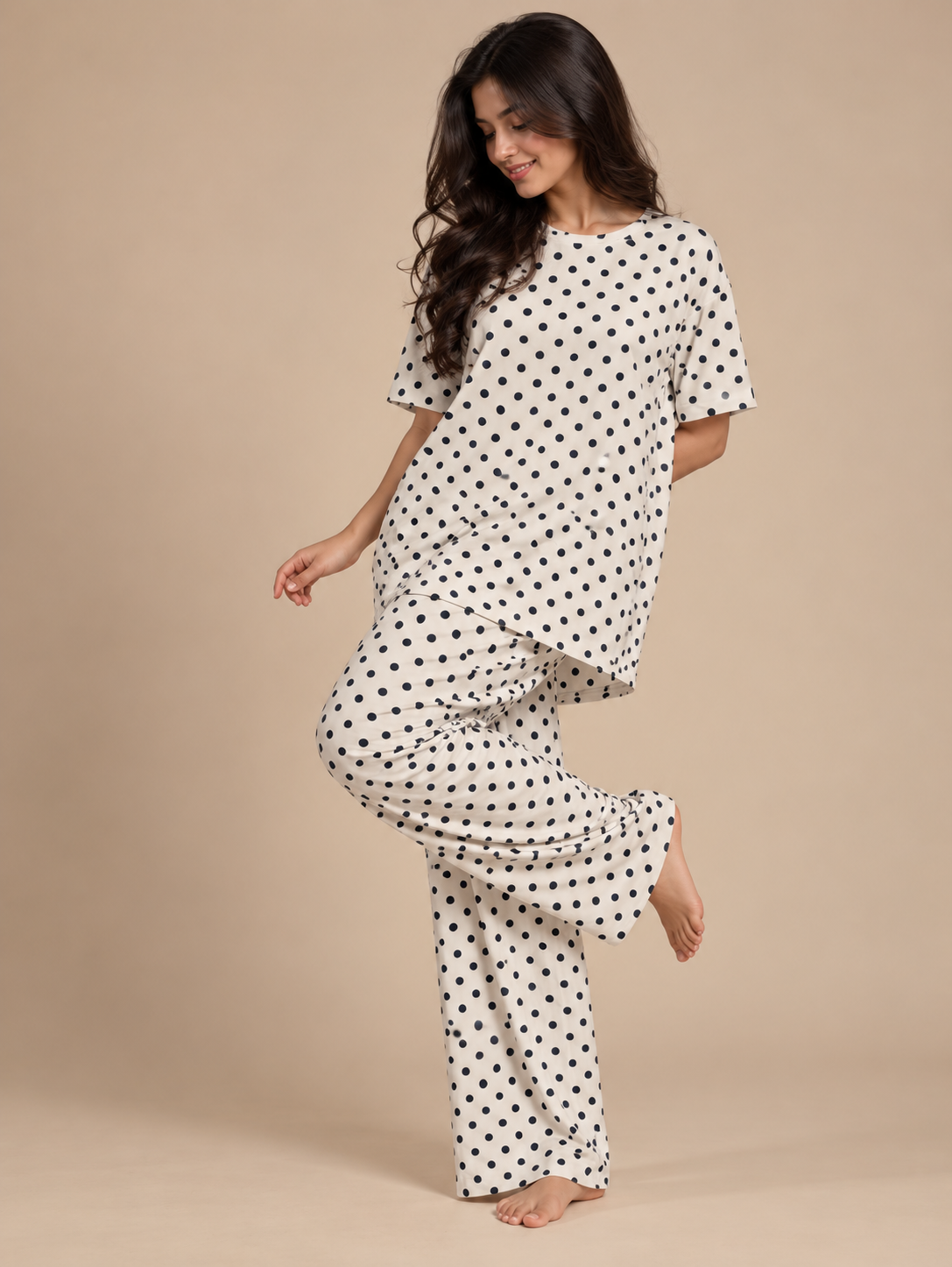 WHITE BLACK DOTS - Image 2